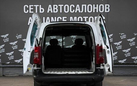 Peugeot Partner II рестайлинг 2, 2011 год, 595 000 рублей, 7 фотография