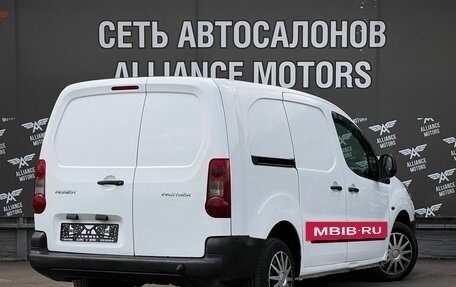 Peugeot Partner II рестайлинг 2, 2011 год, 595 000 рублей, 8 фотография