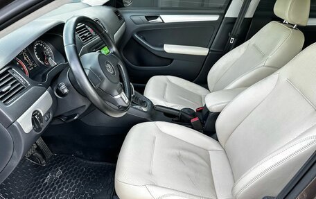 Volkswagen Jetta VI, 2012 год, 1 049 000 рублей, 11 фотография