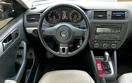 Volkswagen Jetta VI, 2012 год, 1 049 000 рублей, 18 фотография