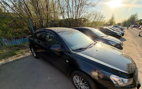 Chevrolet Cruze II, 2009 год, 600 000 рублей, 3 фотография