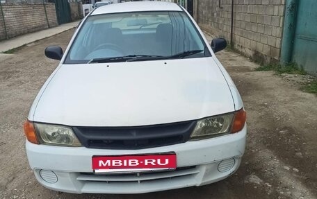Nissan AD II, 2004 год, 350 000 рублей, 1 фотография