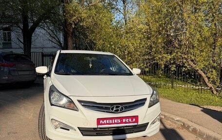 Hyundai Solaris II рестайлинг, 2014 год, 1 300 000 рублей, 1 фотография