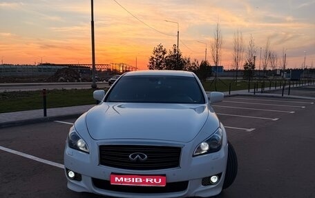 Infiniti Q70 I, 2014 год, 1 940 000 рублей, 1 фотография