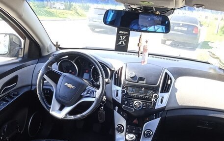 Chevrolet Cruze II, 2013 год, 650 000 рублей, 7 фотография