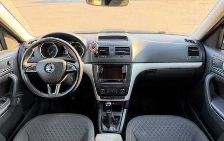 Skoda Yeti I рестайлинг, 2017 год, 1 500 000 рублей, 8 фотография