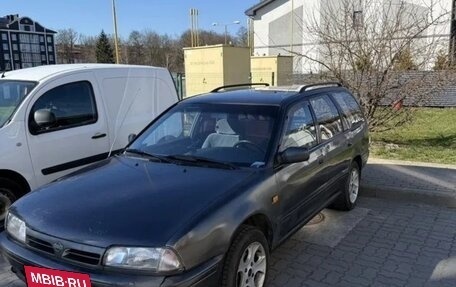 Nissan Primera II рестайлинг, 1992 год, 250 000 рублей, 2 фотография