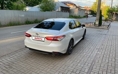 Toyota Camry, 2021 год, 2 850 000 рублей, 7 фотография
