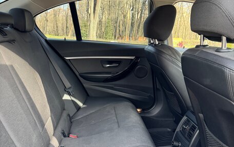 BMW 3 серия, 2016 год, 2 130 000 рублей, 12 фотография