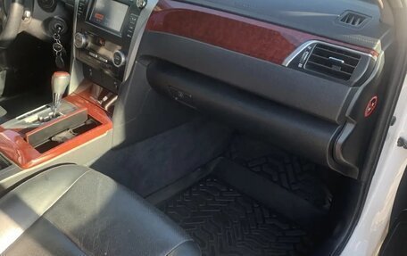 Toyota Camry, 2012 год, 1 580 000 рублей, 10 фотография
