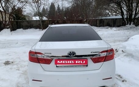 Toyota Camry, 2012 год, 1 580 000 рублей, 4 фотография