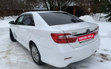 Toyota Camry, 2012 год, 1 580 000 рублей, 6 фотография
