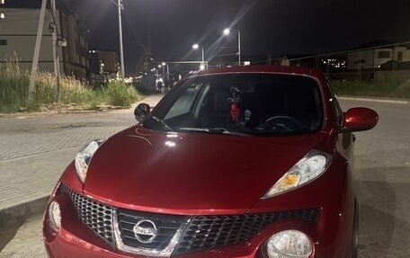 Nissan Juke II, 2011 год, 900 000 рублей, 2 фотография