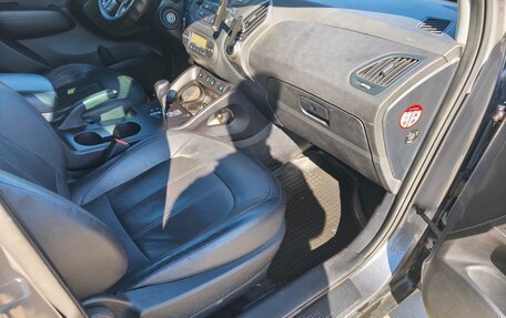 Hyundai ix35 I рестайлинг, 2015 год, 1 400 000 рублей, 13 фотография