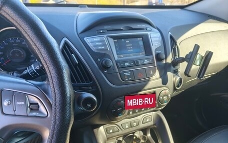 Hyundai ix35 I рестайлинг, 2015 год, 1 400 000 рублей, 20 фотография