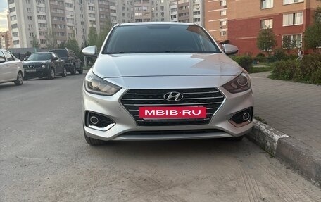 Hyundai Solaris II рестайлинг, 2017 год, 1 250 000 рублей, 4 фотография