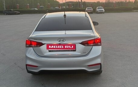 Hyundai Solaris II рестайлинг, 2017 год, 1 250 000 рублей, 7 фотография