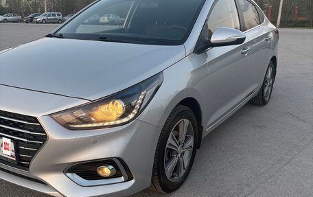 Hyundai Solaris II рестайлинг, 2017 год, 1 250 000 рублей, 10 фотография