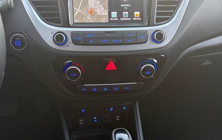 Hyundai Solaris II рестайлинг, 2017 год, 1 250 000 рублей, 17 фотография