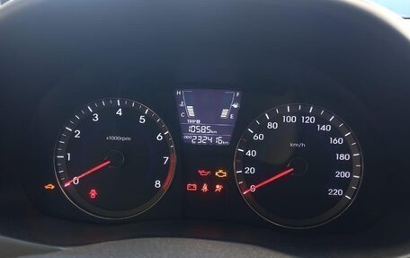 Hyundai Solaris II рестайлинг, 2011 год, 660 000 рублей, 6 фотография