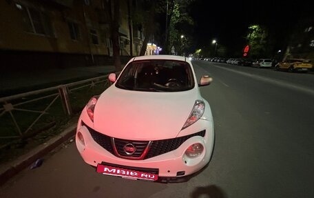 Nissan Juke II, 2011 год, 800 000 рублей, 2 фотография
