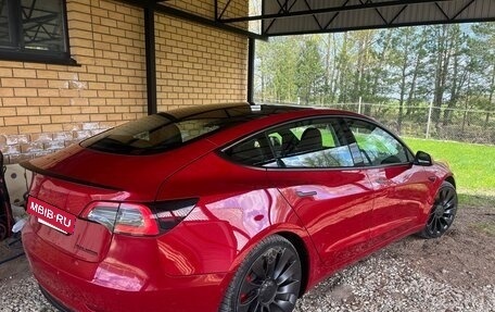 Tesla Model 3 I, 2021 год, 1 990 000 рублей, 5 фотография