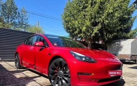 Tesla Model 3 I, 2021 год, 1 990 000 рублей, 10 фотография