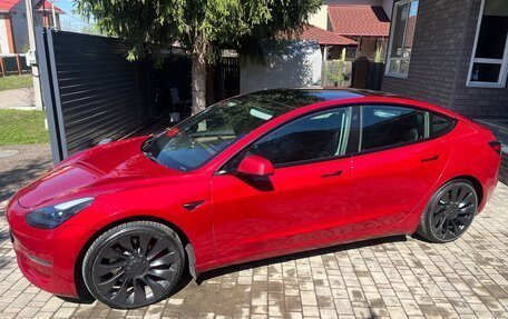 Tesla Model 3 I, 2021 год, 1 990 000 рублей, 18 фотография