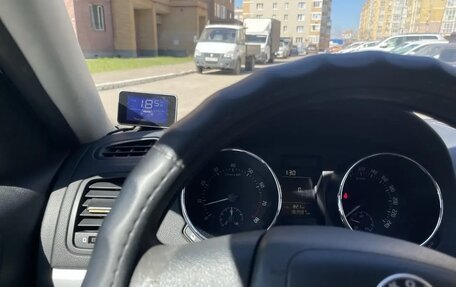 Skoda Yeti I рестайлинг, 2012 год, 650 000 рублей, 28 фотография