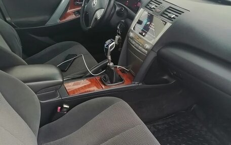 Toyota Camry, 2009 год, 1 150 000 рублей, 9 фотография