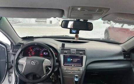 Toyota Camry, 2009 год, 1 150 000 рублей, 8 фотография