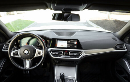 BMW 3 серия, 2019 год, 3 999 000 рублей, 12 фотография