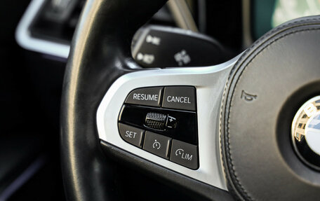 BMW 3 серия, 2019 год, 3 999 000 рублей, 13 фотография