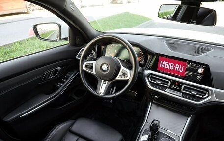 BMW 3 серия, 2019 год, 3 999 000 рублей, 10 фотография