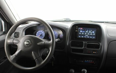 Nissan NP300, 2008 год, 1 000 000 рублей, 16 фотография