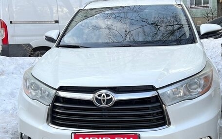 Toyota Highlander III, 2015 год, 2 890 000 рублей, 1 фотография
