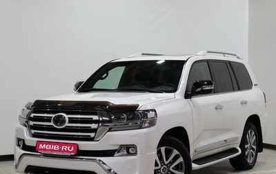 Toyota Land Cruiser 200, 2017 год, 7 950 000 рублей, 1 фотография