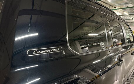 Toyota Land Cruiser 200, 2017 год, 5 700 000 рублей, 6 фотография