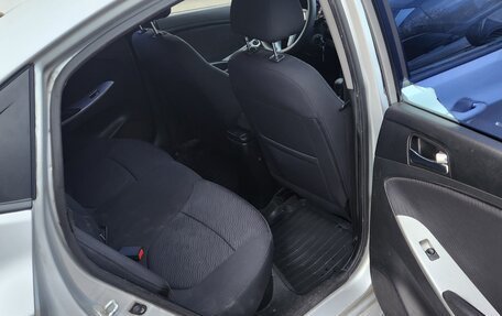 Hyundai Solaris II рестайлинг, 2011 год, 405 000 рублей, 10 фотография