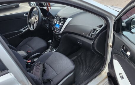 Hyundai Solaris II рестайлинг, 2011 год, 405 000 рублей, 11 фотография
