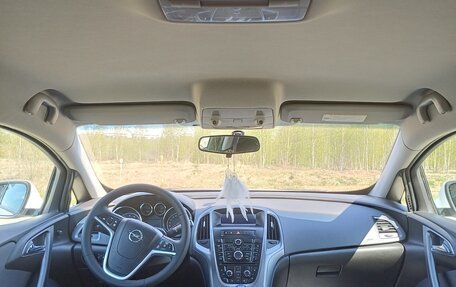 Opel Astra J, 2013 год, 705 000 рублей, 15 фотография