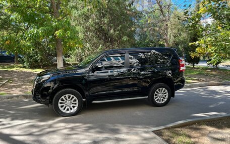 Toyota Land Cruiser Prado 150 рестайлинг 2, 2015 год, 4 050 000 рублей, 4 фотография