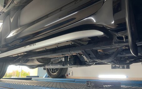 Toyota Land Cruiser Prado 150 рестайлинг 2, 2015 год, 4 050 000 рублей, 32 фотография