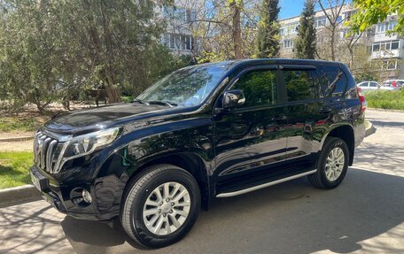 Toyota Land Cruiser Prado 150 рестайлинг 2, 2015 год, 4 050 000 рублей, 25 фотография