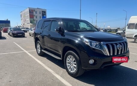 Toyota Land Cruiser Prado 150 рестайлинг 2, 2015 год, 4 050 000 рублей, 29 фотография
