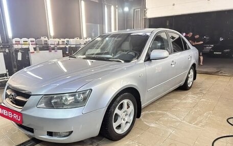 Hyundai Sonata VI, 2005 год, 560 000 рублей, 2 фотография