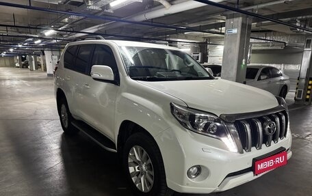 Toyota Land Cruiser Prado 150 рестайлинг 2, 2016 год, 3 950 000 рублей, 1 фотография