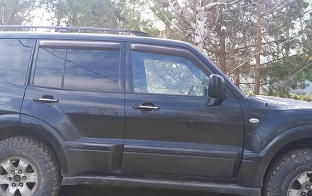 Mitsubishi Montero III, 2003 год, 700 000 рублей, 2 фотография