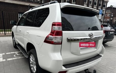 Toyota Land Cruiser Prado 150 рестайлинг 2, 2016 год, 3 950 000 рублей, 11 фотография