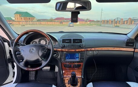Mercedes-Benz E-Класс, 2004 год, 650 000 рублей, 15 фотография